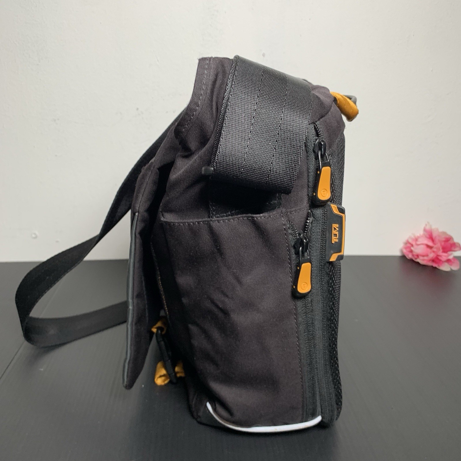 TUMI – T-tech Crossbody Messenger Bag – Model No. 57212GT
