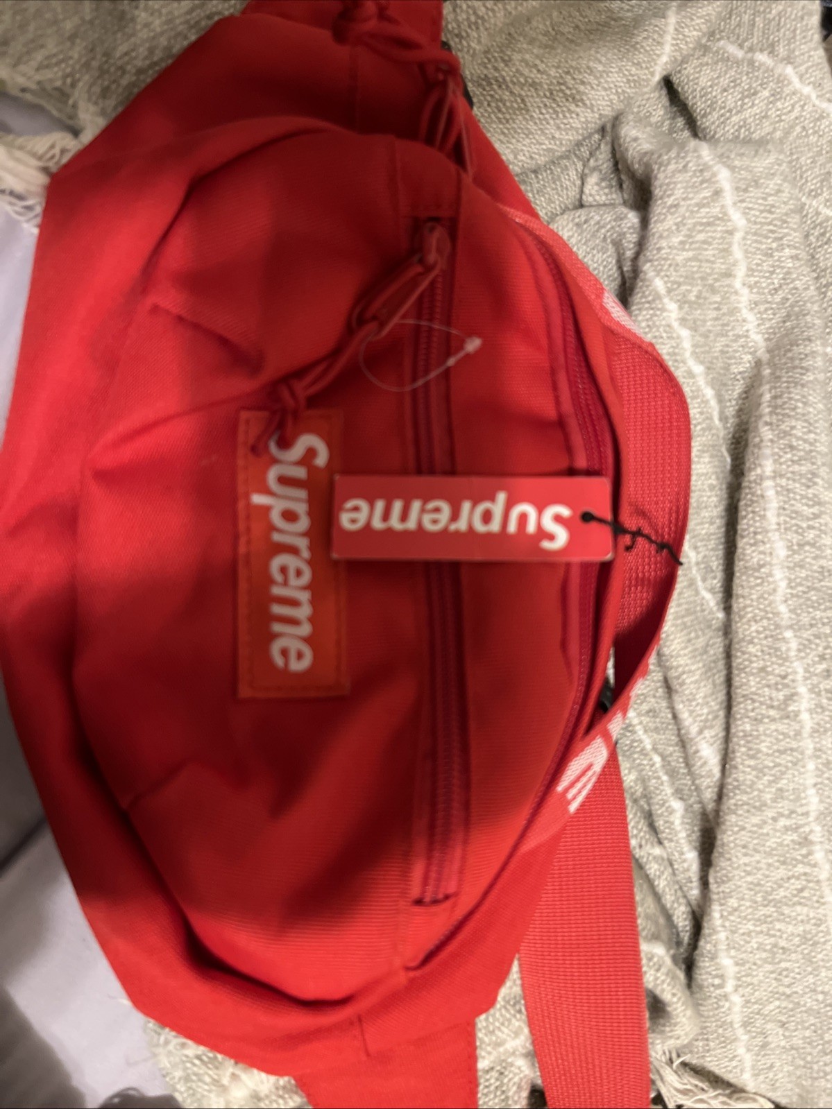 Authentic SUPREME SS18 Red Shoulder Bag/Fanny Pack Brand New
