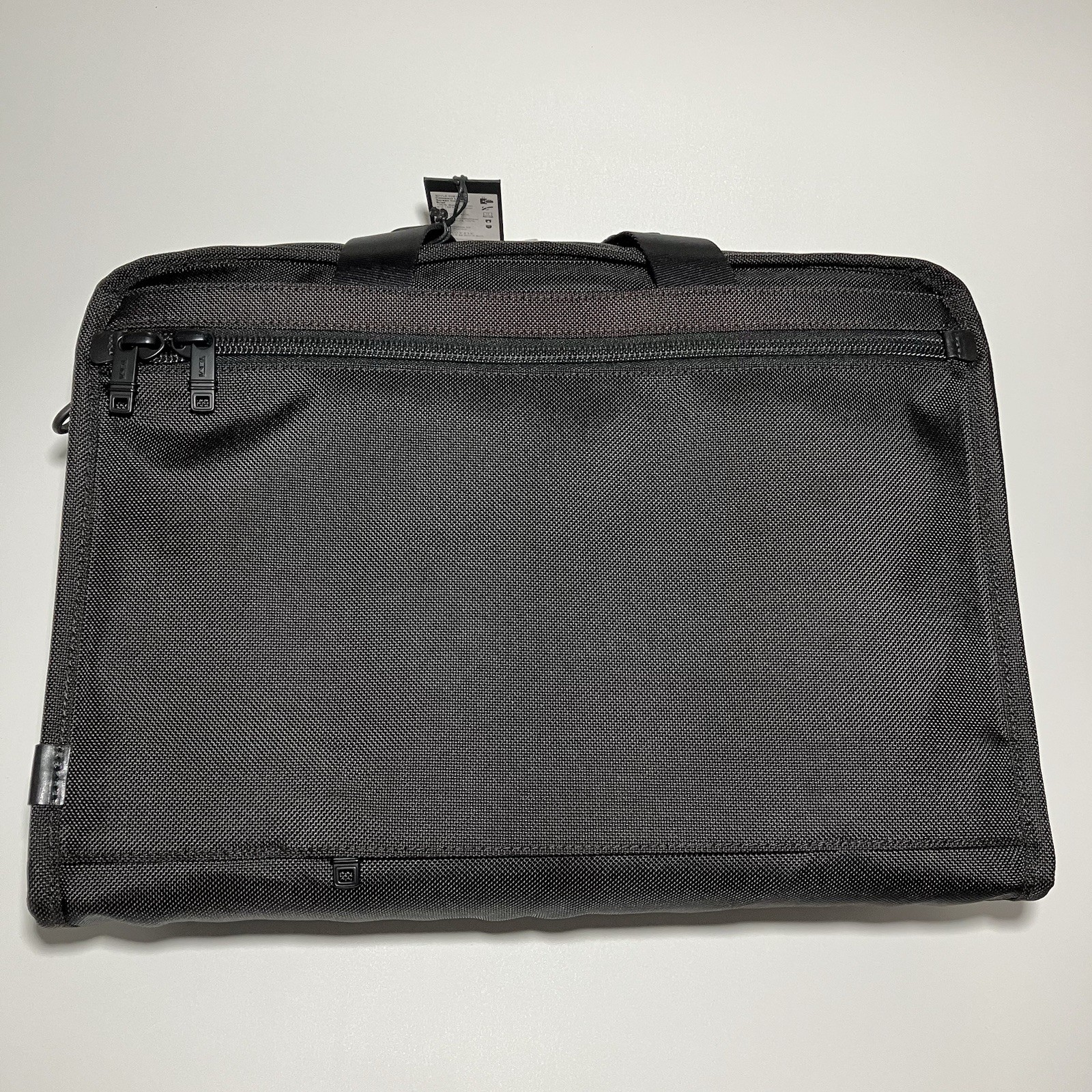 Tumi Compact Large Screen Laptop Brief Computer Bag Zippers Travel Hand Carry