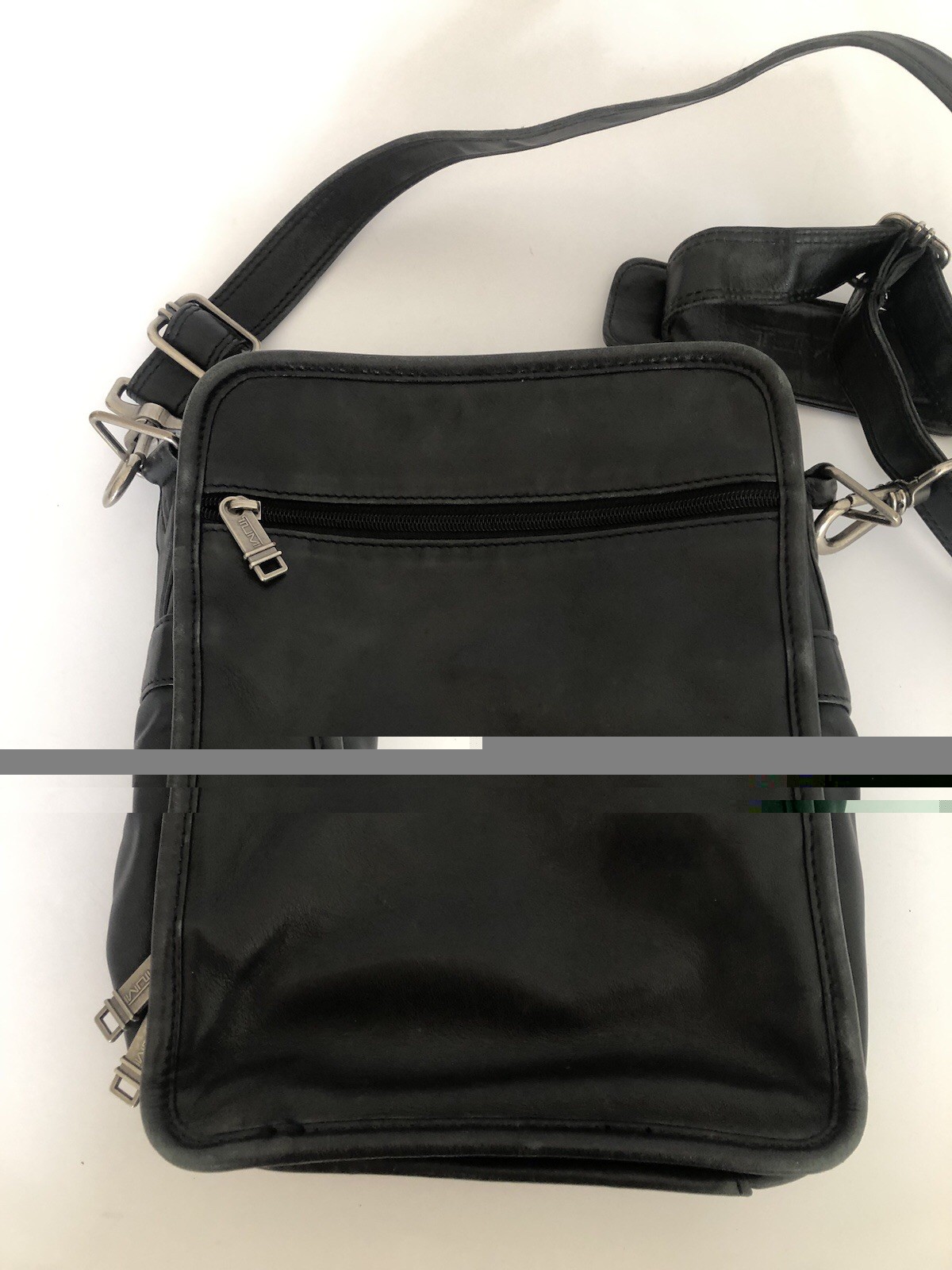 TUMI Alpha Medium Crossbody Black Leather Vertical Multi Pockets Messenger Bag