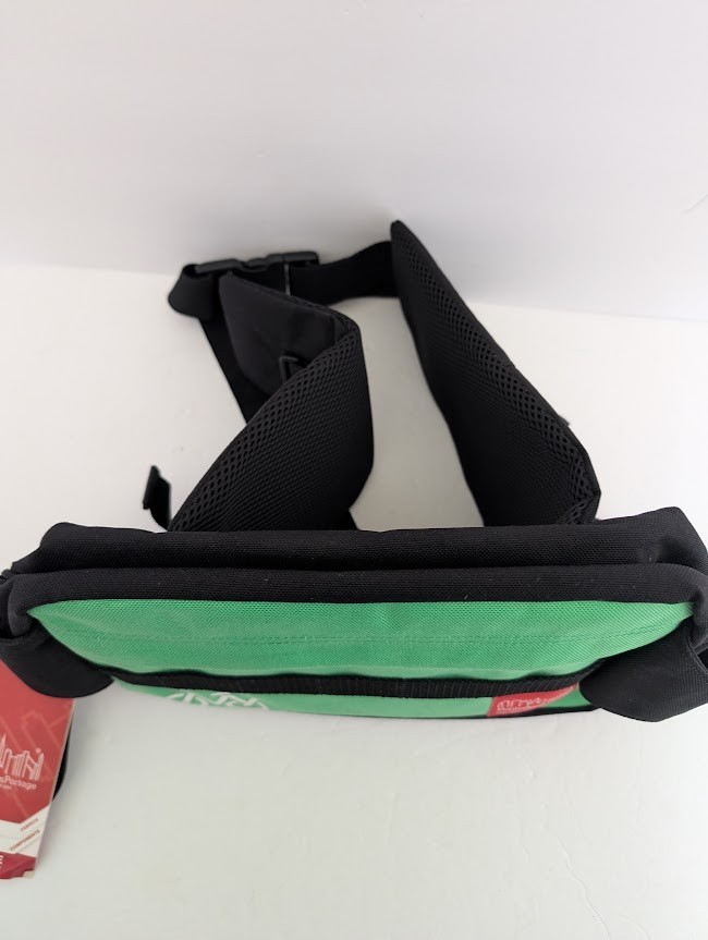 Manhattan Portage Zippered Cycle Pouch 11 x 7″ Green & Black