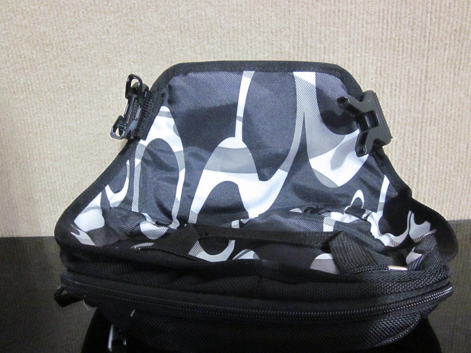 Oakley Fanny Pack Backpack Accessory Black Missing Belt Strap Clip on