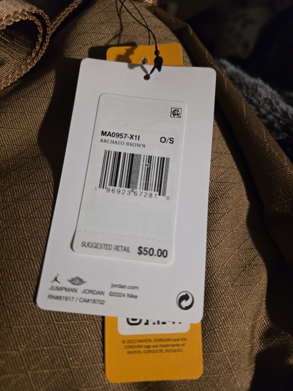 Air Jordan Collectors Cross-Body Bag in (3L) Archaeo Brown