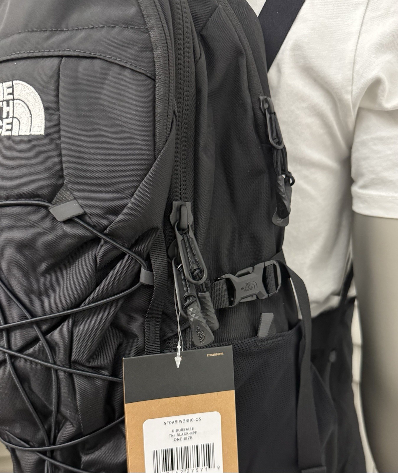 THE NORTH FACE Unisex Borealis Commuter Laptop Backpack Black 28 Liter $115