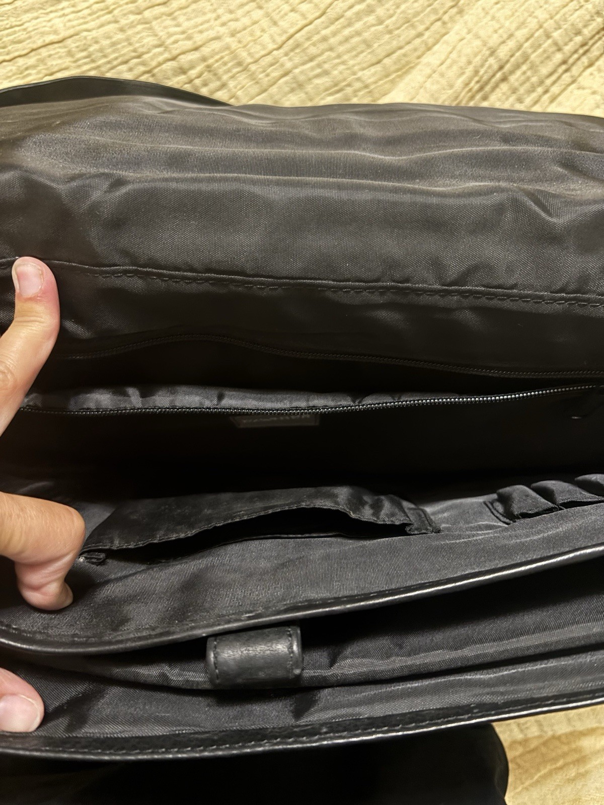 Vintage Wilsons Leather Expandable Briefcase Laptop Messenger Bag Black w/Strap