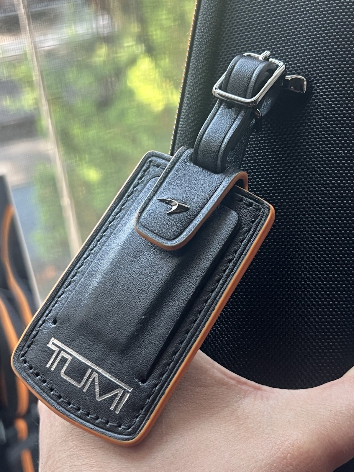 Tumi x McLaren Torque Sling Bag Black Orange Carbon Fiber – Excellent Condition