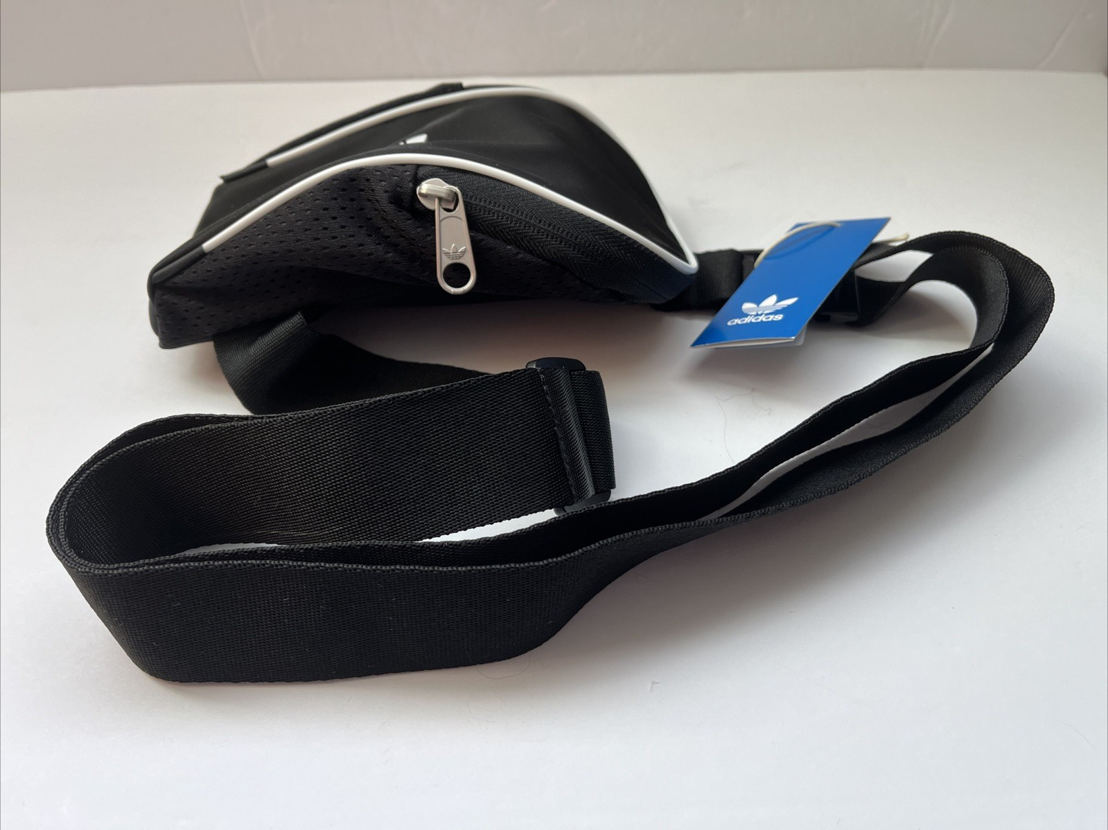 NEW Adidas Black Adicolor Small Sling Bag Compact Crossbody Bag Adjustable Strap