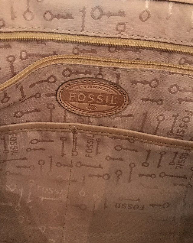 $175 FOSSIL – Beige Leather Briefcase Satchel Laptop Bag Bag Unisex