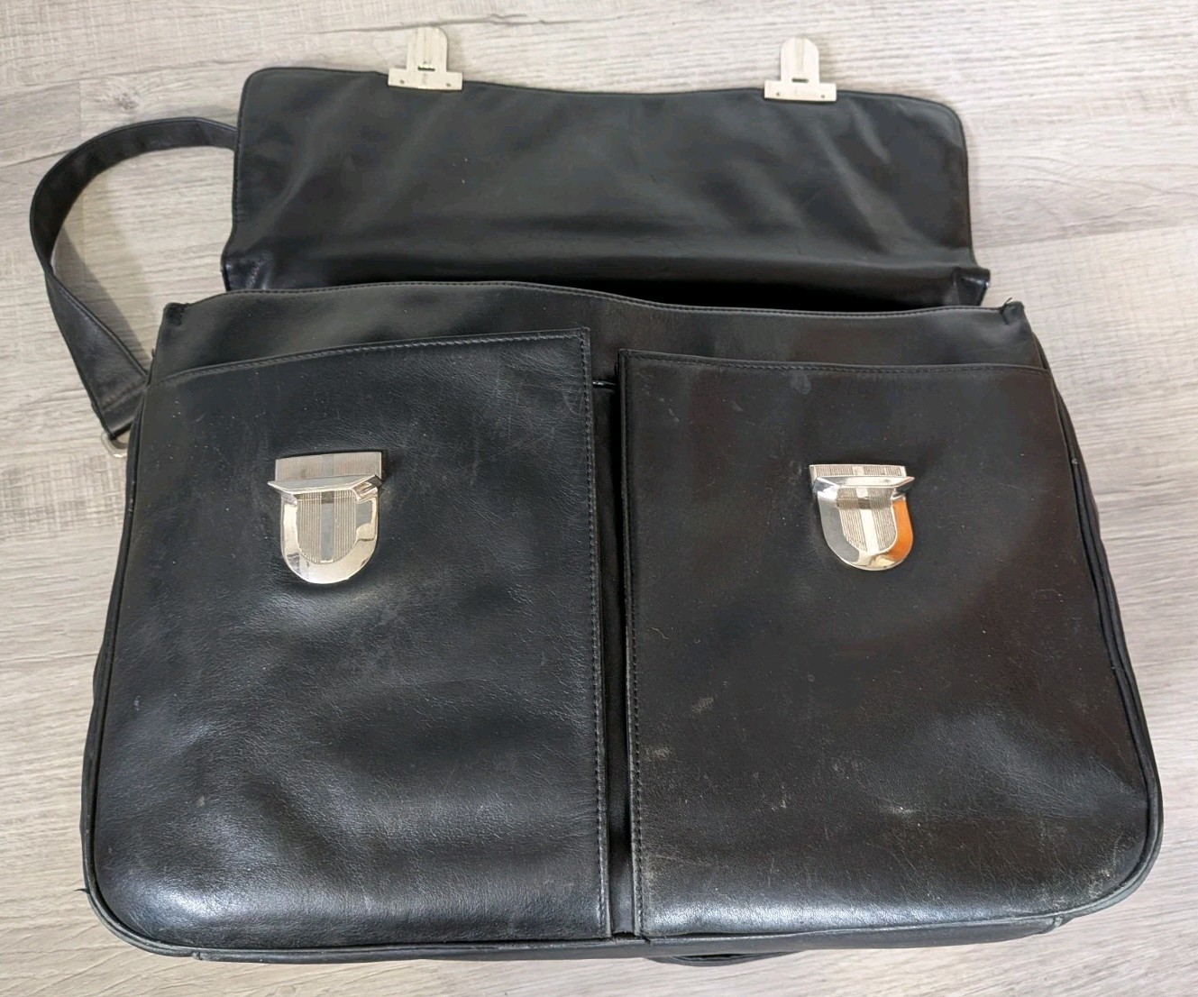 Levenger Black Fine Leather Tools Briefcase w/ Shoulder Strap