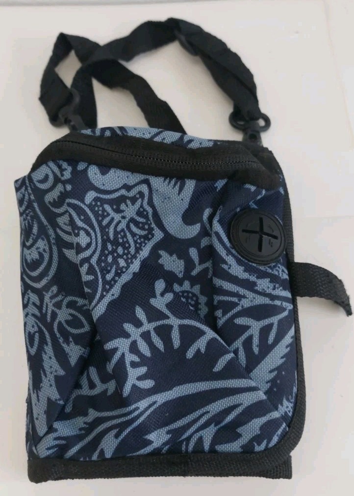 AARP Crossbody Bag Adjustable Multi-Compartment Travel Black Shoulder Pouch EUC
