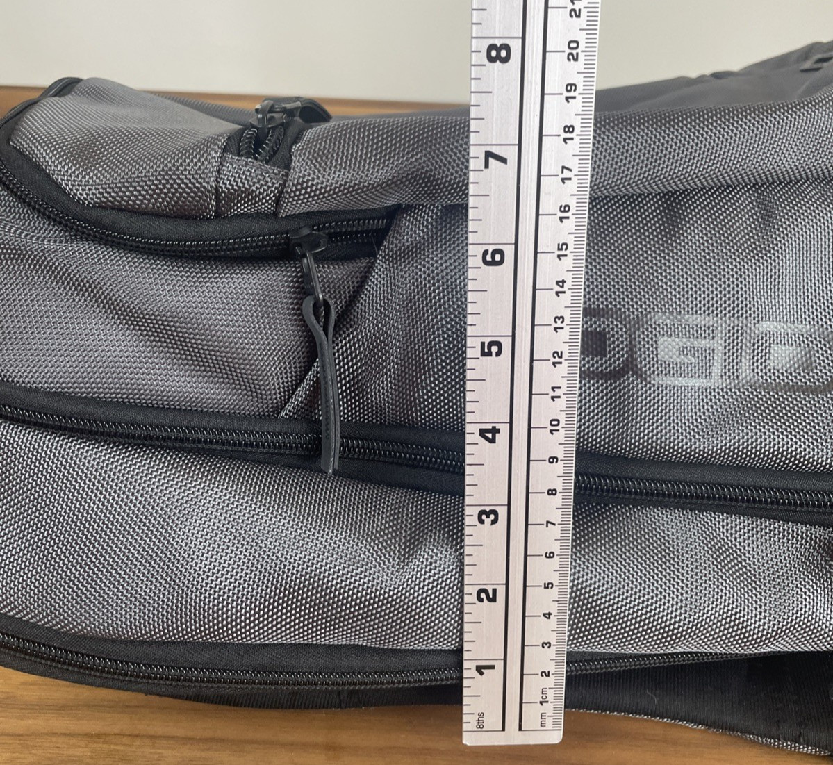 OGIO Ace Backpack 17” Laptop Pack-Tablet Sleeve Metallic Gray Padded Back