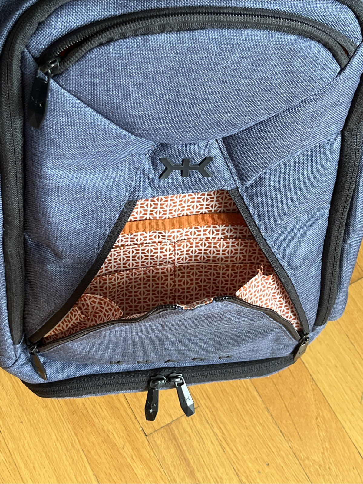 Knack Series 1 Medium Expandable Laptop Travel Backpack Blue Carry On 27L