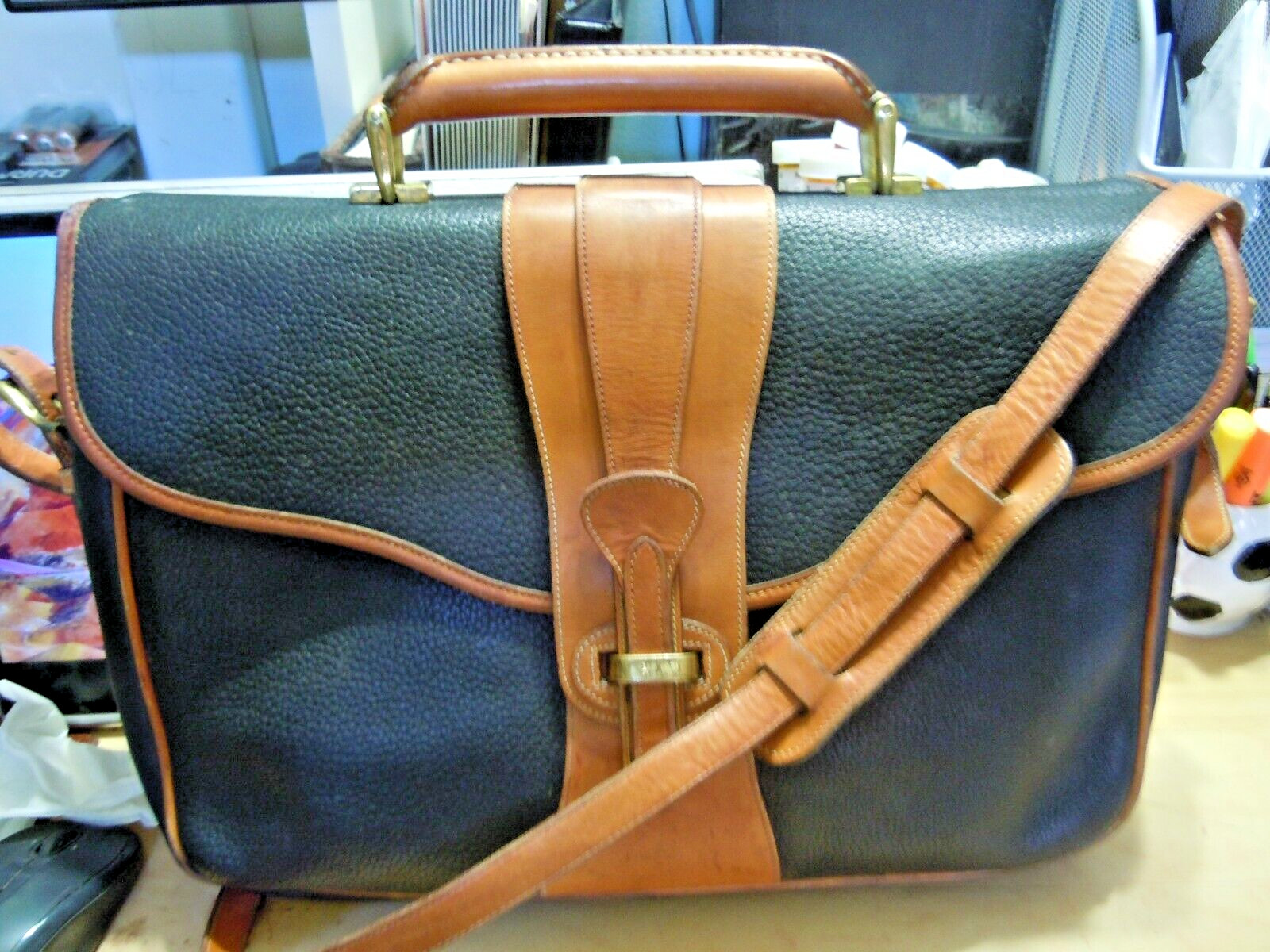 Vintage Dooney & Bourke Laptop / Briefcase Messenger USA #3 (on sale)