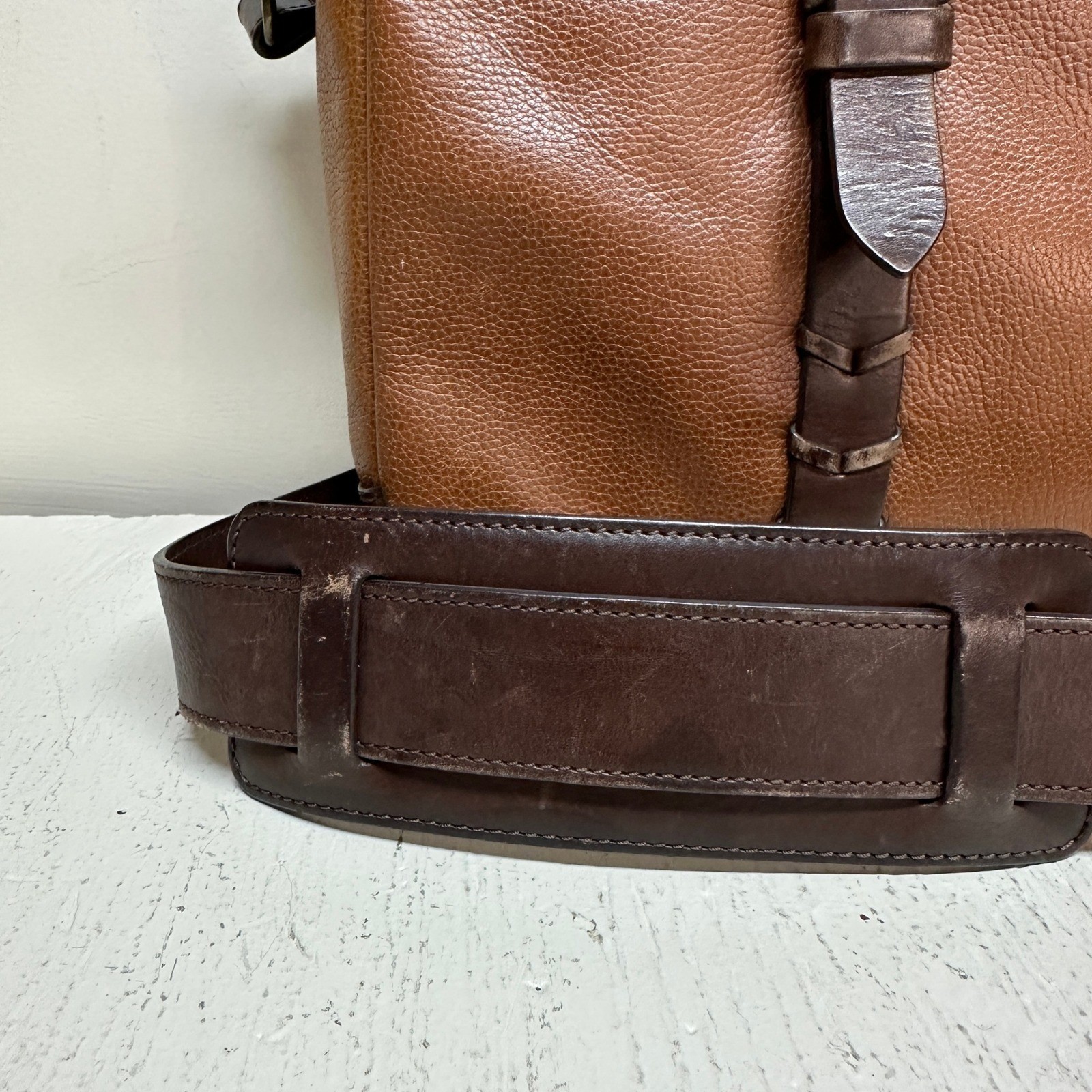 Johnston & Murphy Mens Brown Leather Briefcase Laptop Messenger Bag Two Tone
