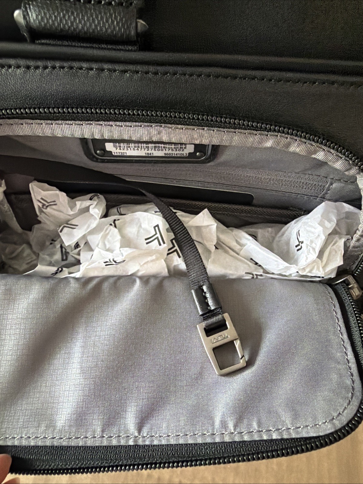 TUMI Alpha 3 Expandable Organizer Laptop Briefcase Leather 117231 1041 9603141