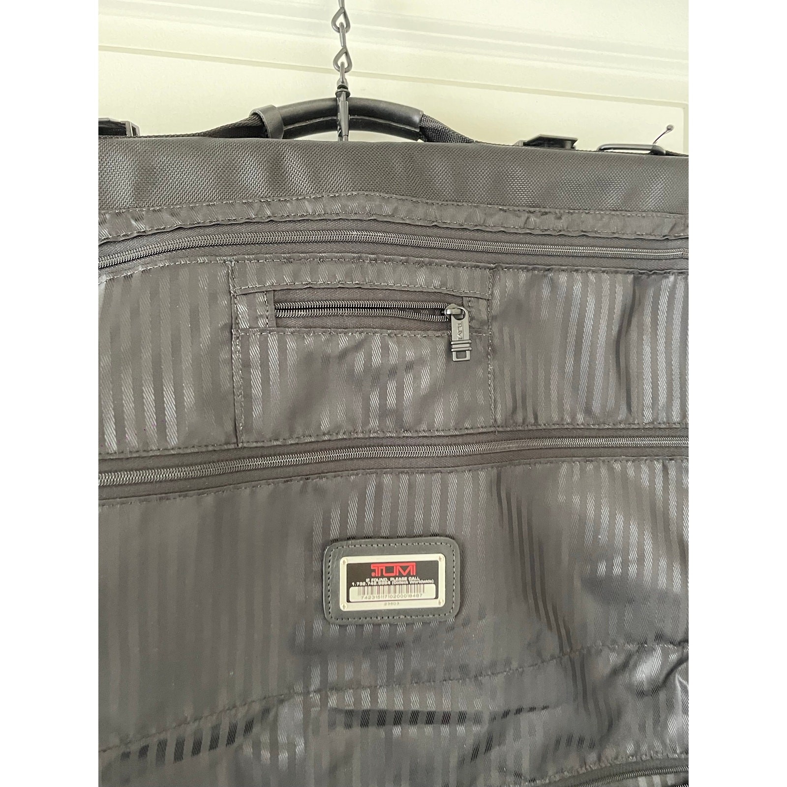 TUMI Garment Bag Travel Black Luggage Cover Full Suits Bifold Nylon 228D3