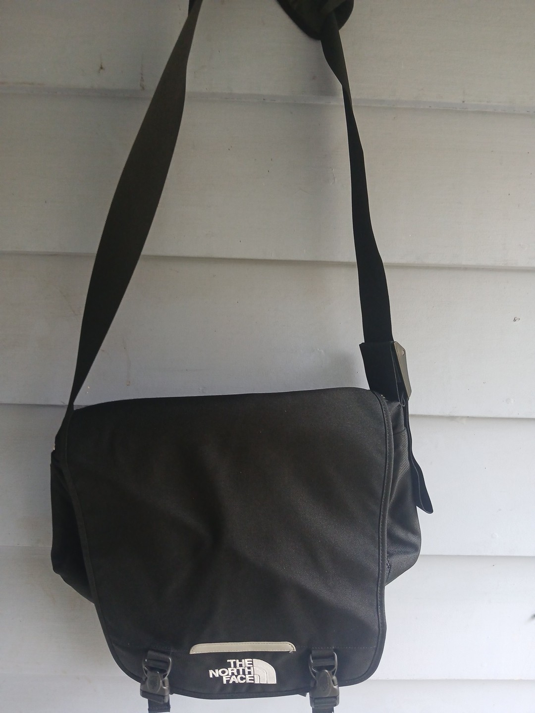 The North Face unisex Laptop Messenger Bag Multi Pockets Shoulder Strap Blk