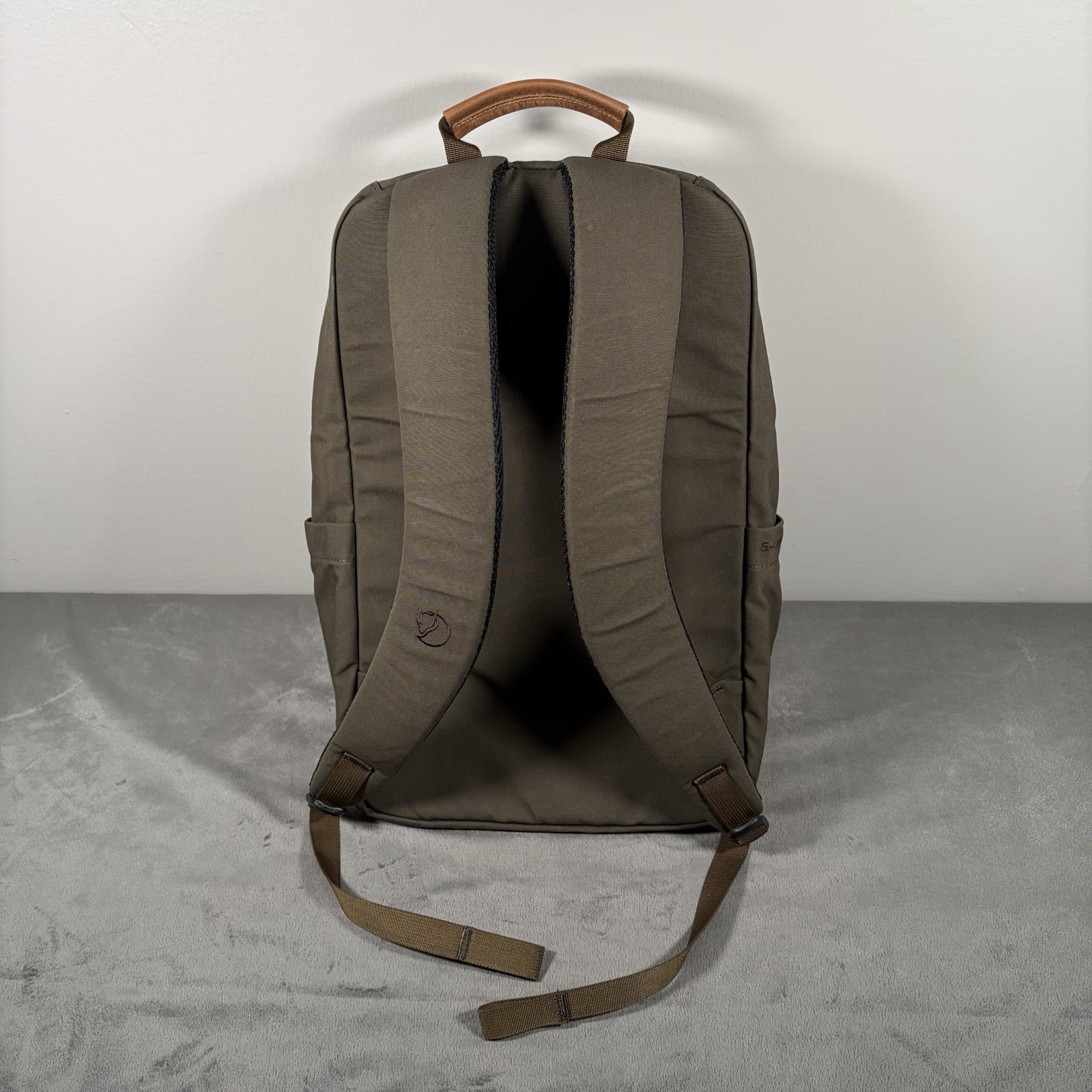 Fjallraven Raven 20L Backpack Brown G-1000 Laptop Sleeve Padded Straps