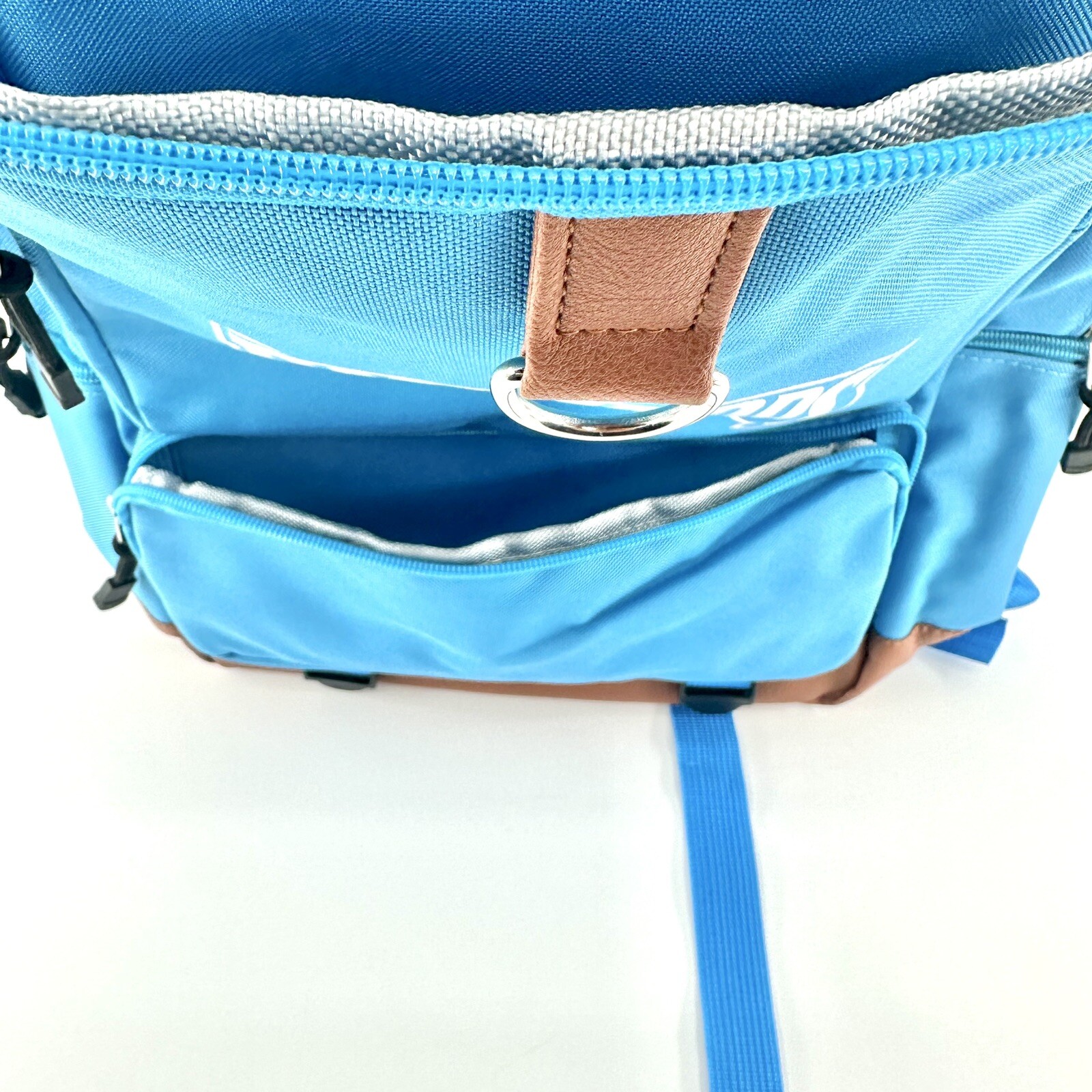 Backwoods Backpack Large compartment is double-zippered New Never Used