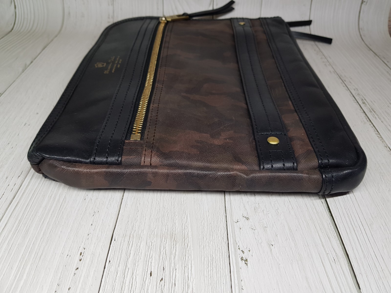 MASSIMO DUTTI men’s leather clutch, 27×22 cm.