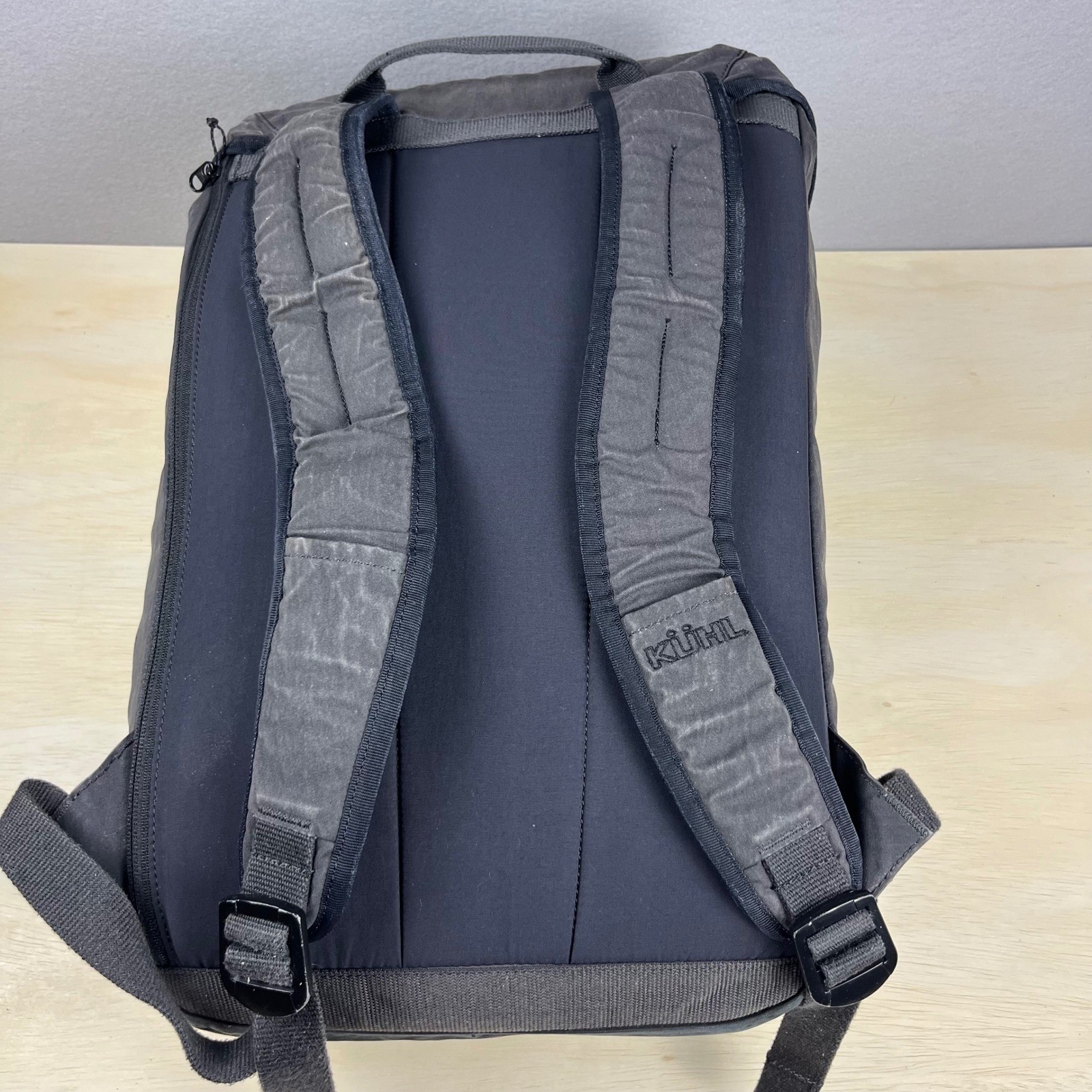 Kuhl Eskape 25L Backpack Charcoal Waxed Canvas Laptop Bag Outdoor Rucksack