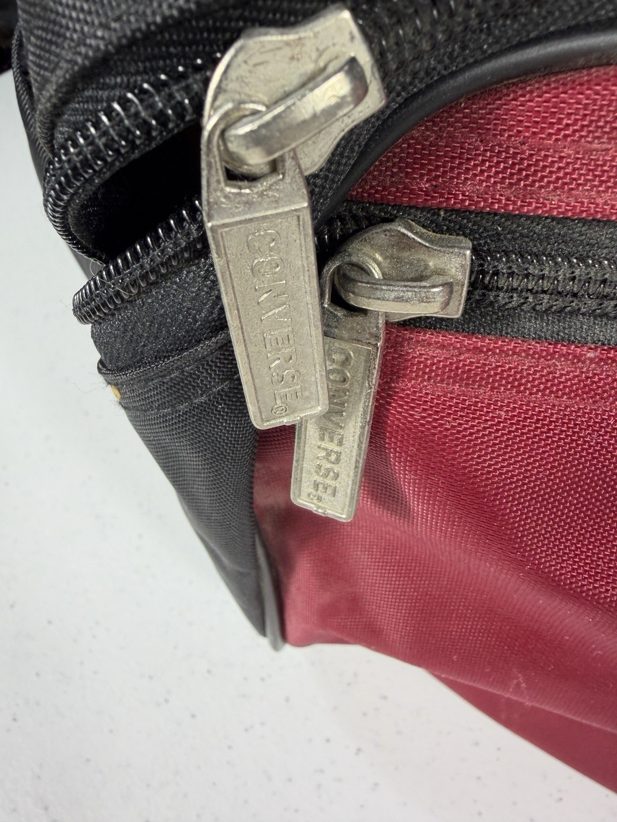 Vintage Converse All Star Chuck Taylor Duffel Bag Gym Duffle Maroon Black Team