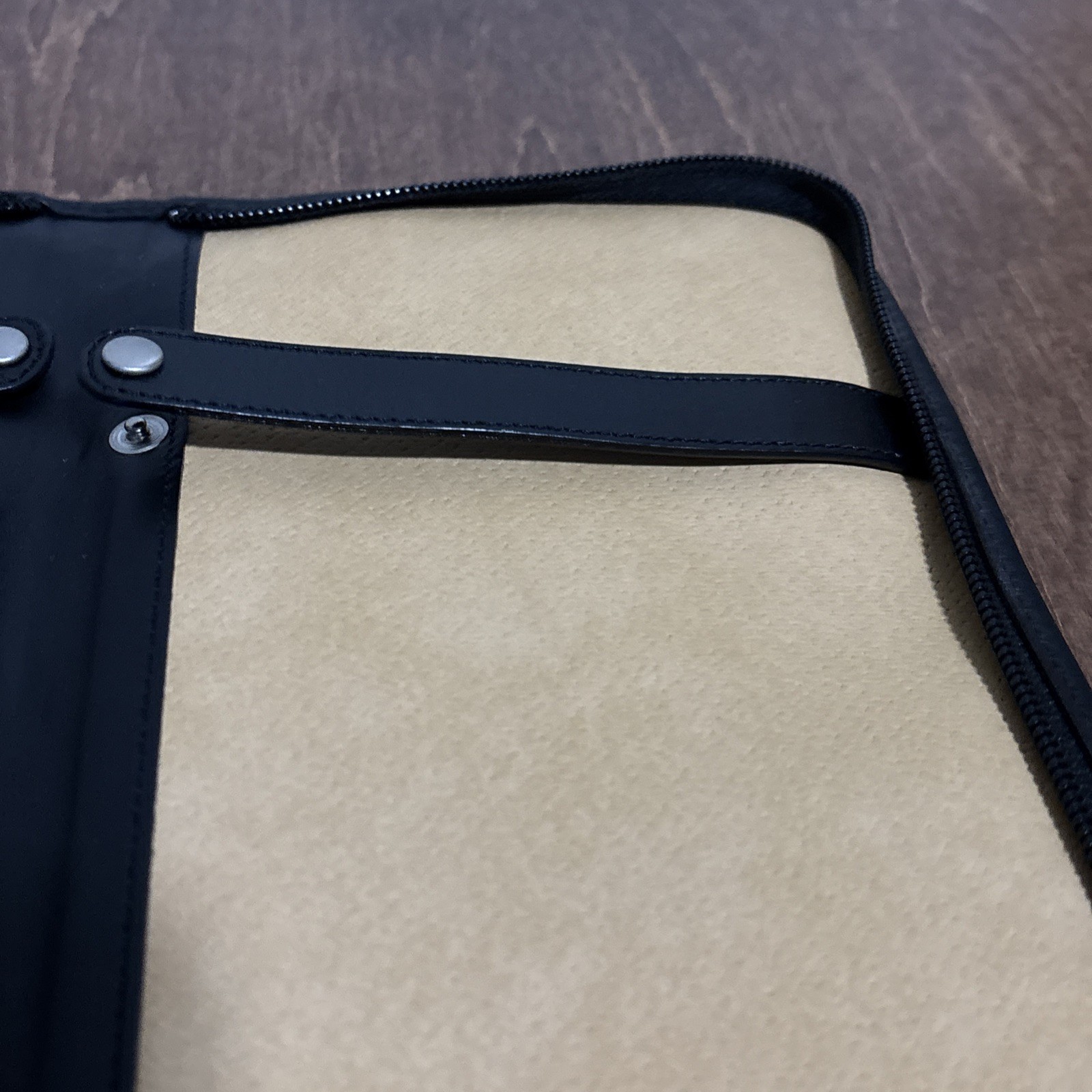 Dooney & Bourke Tie Case Bag Black Zip Leather interior Italy Neck Necktie READ