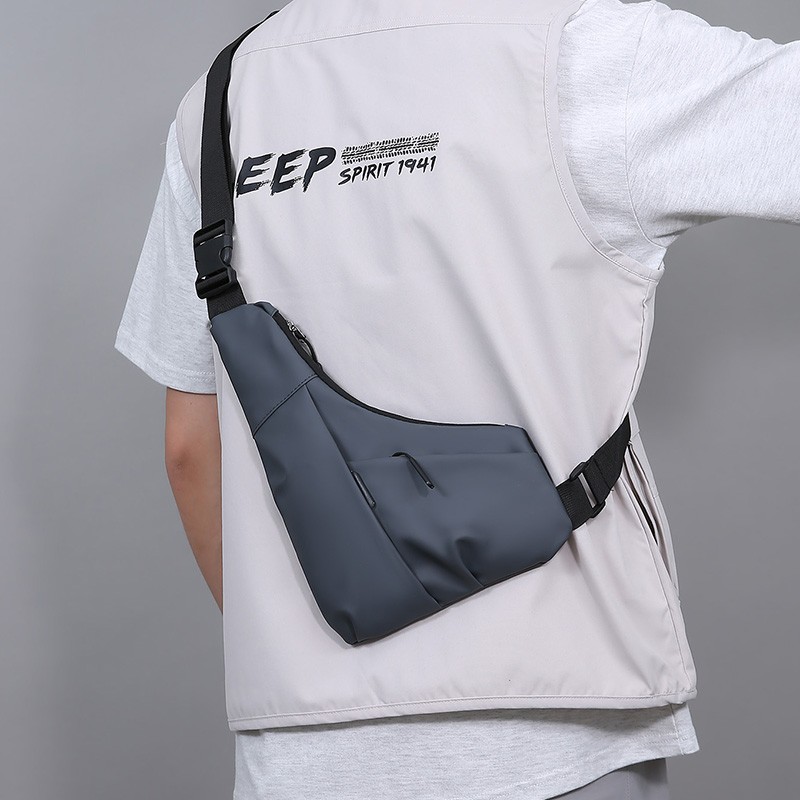 Anti Theft Close Fitting Chest Bag Men’s Triangle Bag Crossbody Sports Sling Bag
