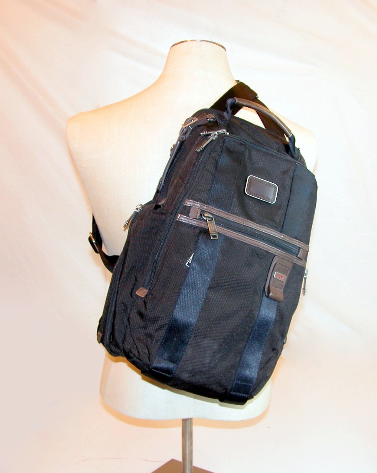 TUMI Alpha Bravo “Greely” 17.5″ Sling One-Shoulder Backpack 22317 HKH Hickory