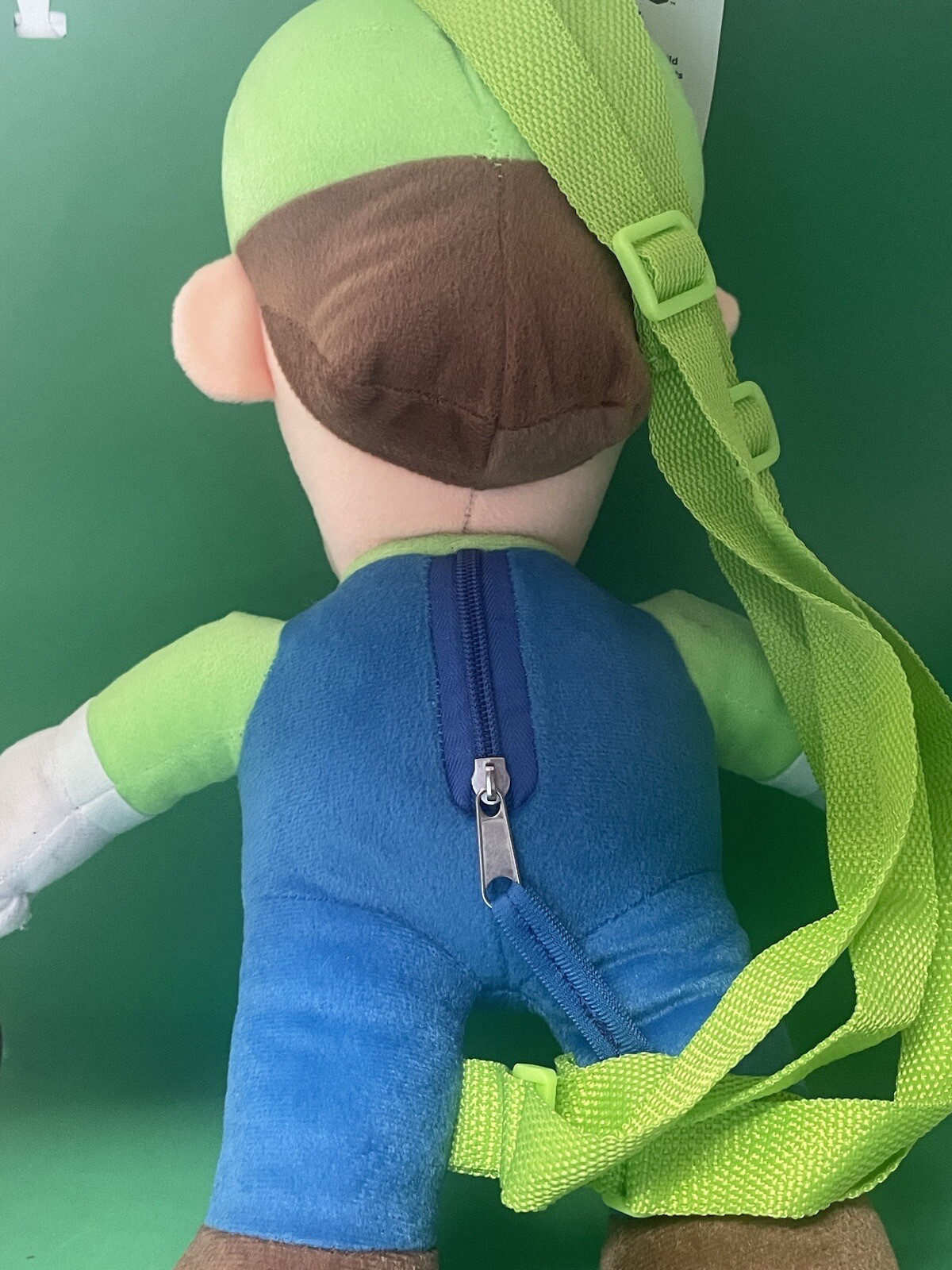 Nintendo Super Mario Bros Luigi 17″ inches Boys Kids Soft Plush Doll Backpack
