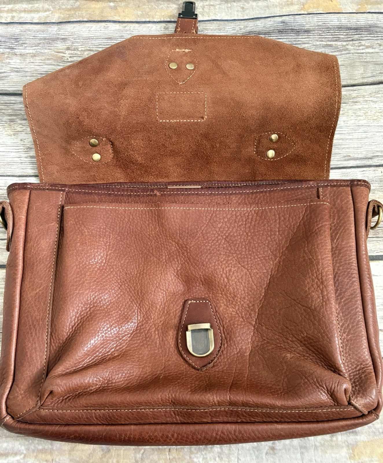 Duluth Lifetime Leather All-Business Briefcase Brown Leather
