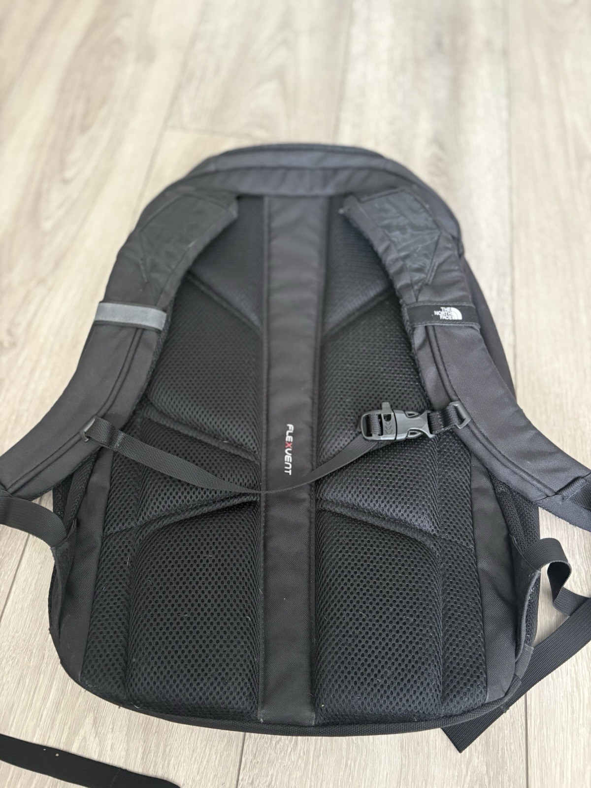 The North Face Vault Backpack Black FlexVent Laptop School Bag