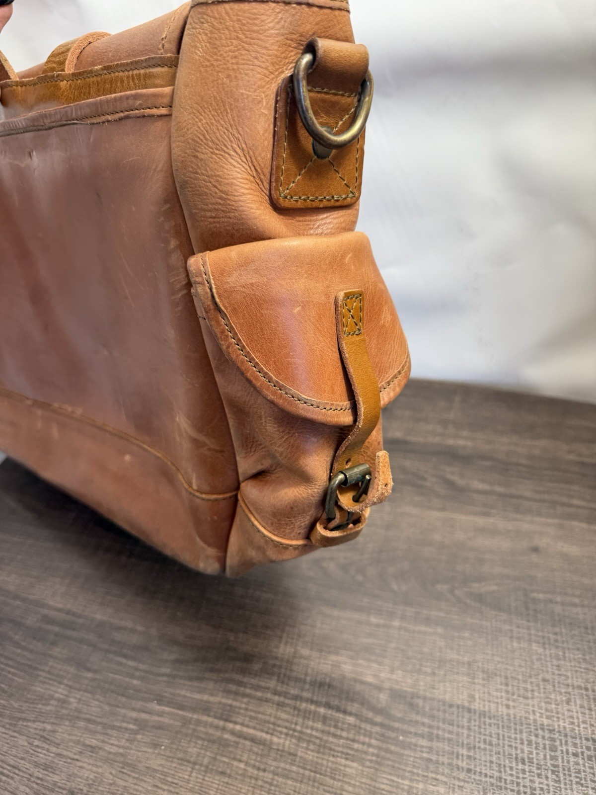Whipping Post WP Standard Large Leather Messenger Bag Brown Distressed