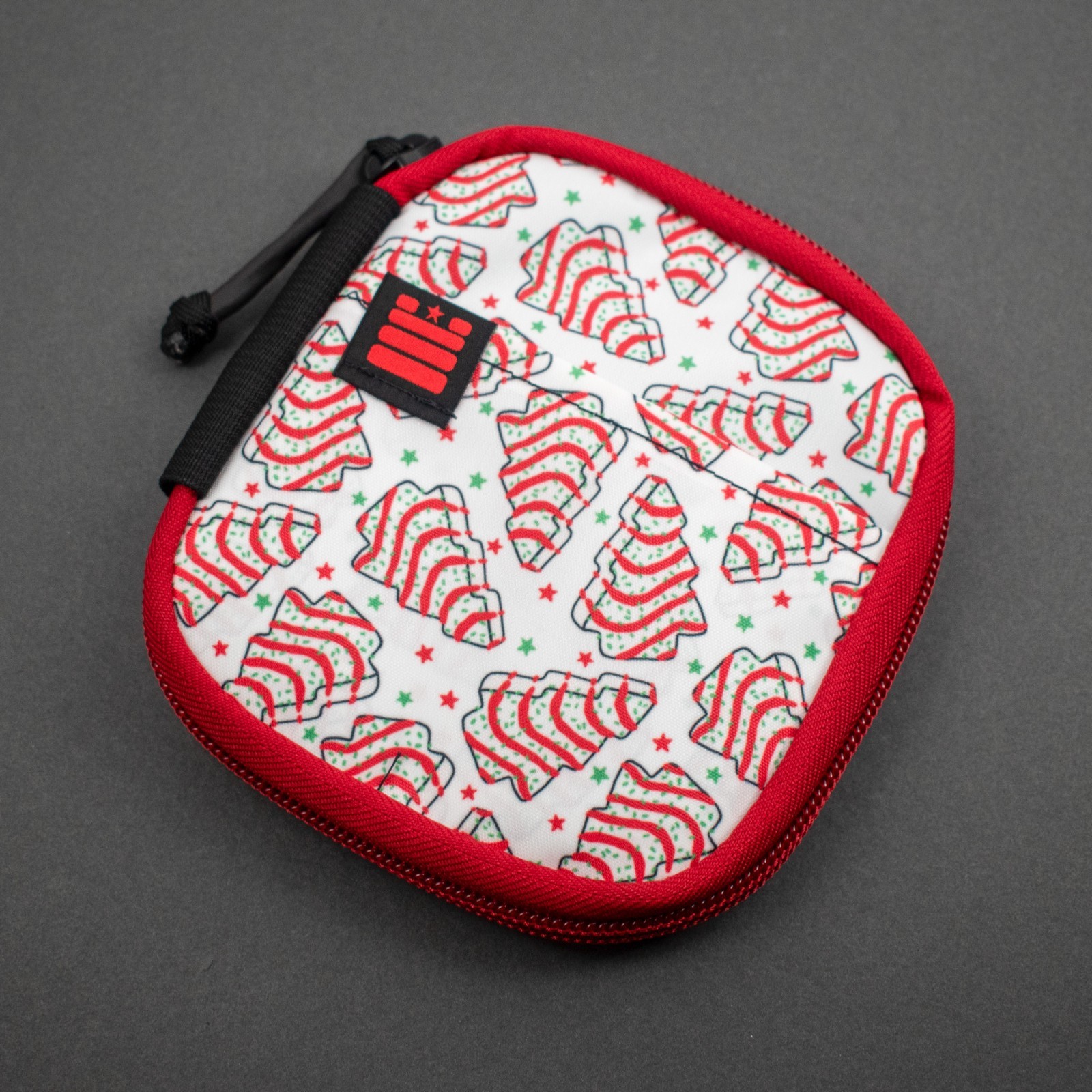 Garage Built Gear Mighty Pouch XL, Limited Edition Christmas Cakes, Red Loop GBG