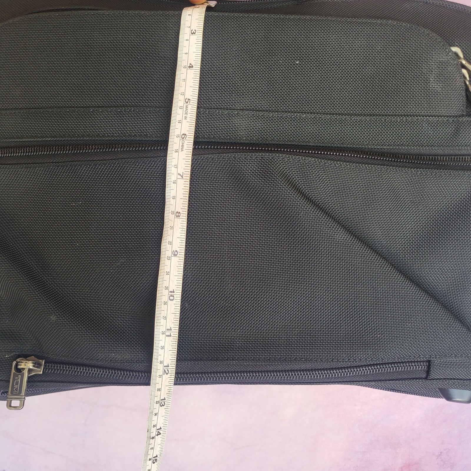 Tumi Alpha Series Black Ballistic Nylon Business Bag Laptop Carry On Messenger