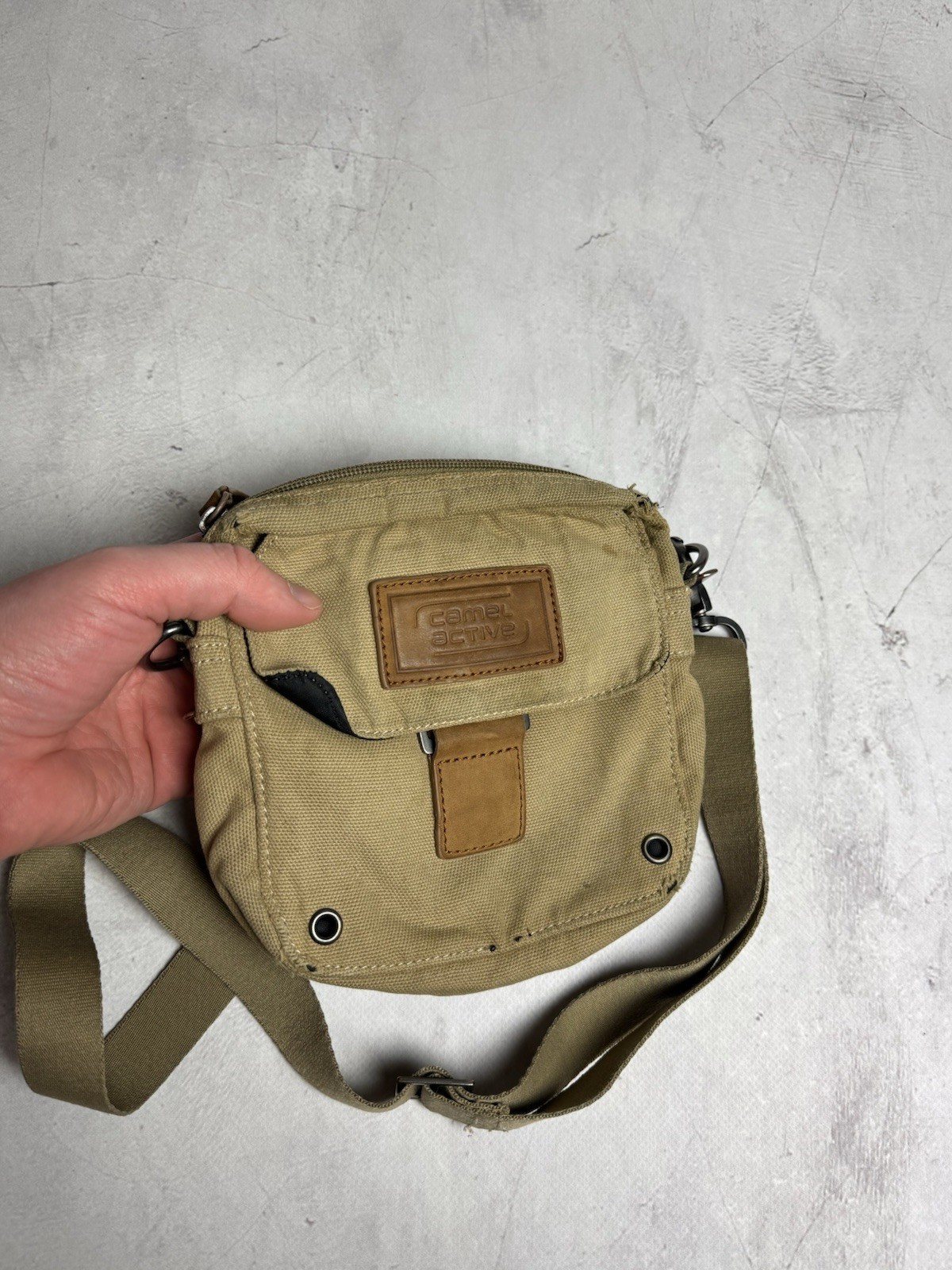Camel Active Crossbody Bag Khaki Canvas Shoulder Bag Adjustable Strap Large Men