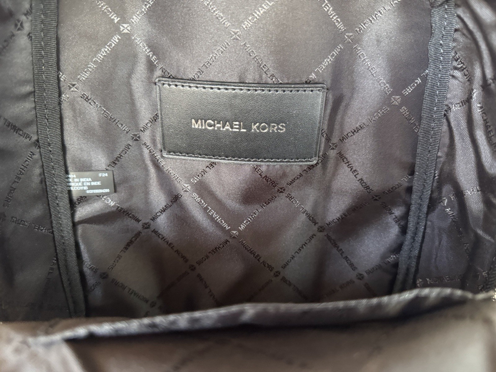 Michael Kors Cooper Commuter Sling Pack Backpack MK Bright White/Black