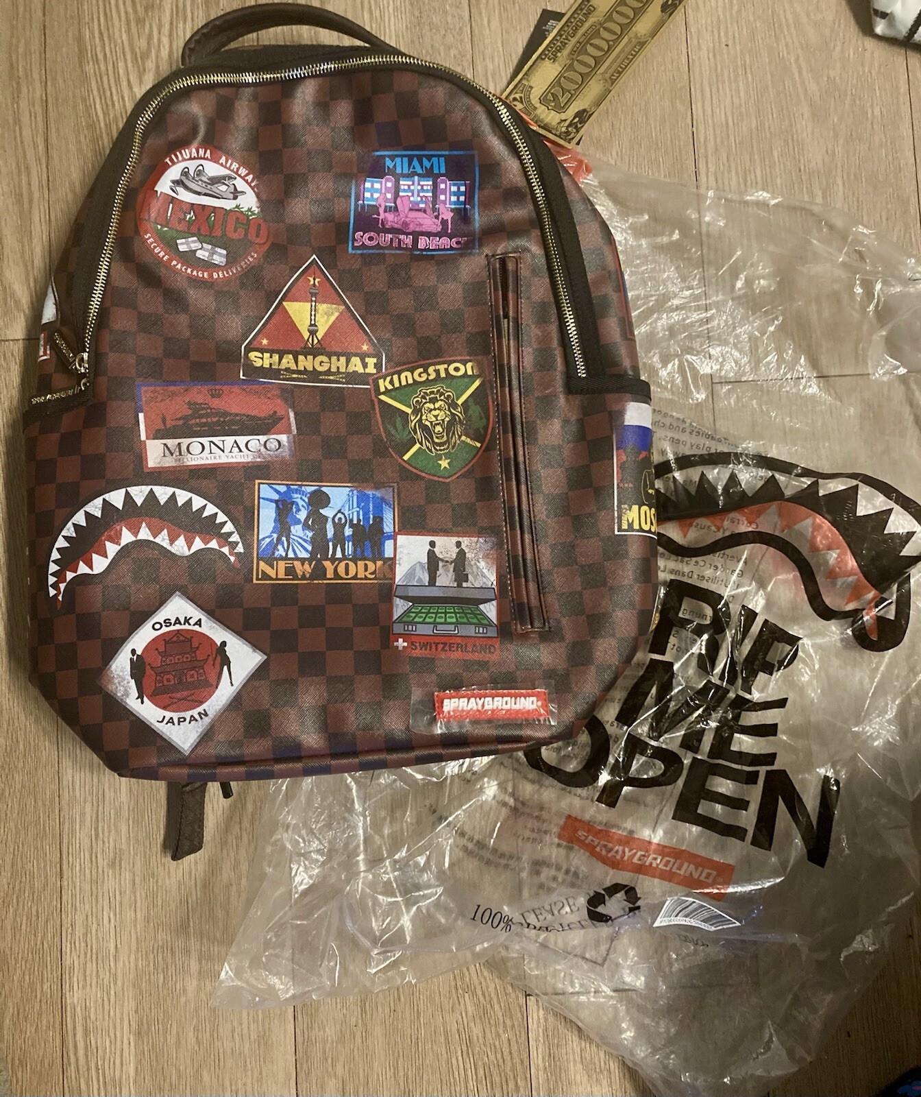 SPRAYGROUND Global Travel Patches OG Louis Sold Out NWT money Limited Ed