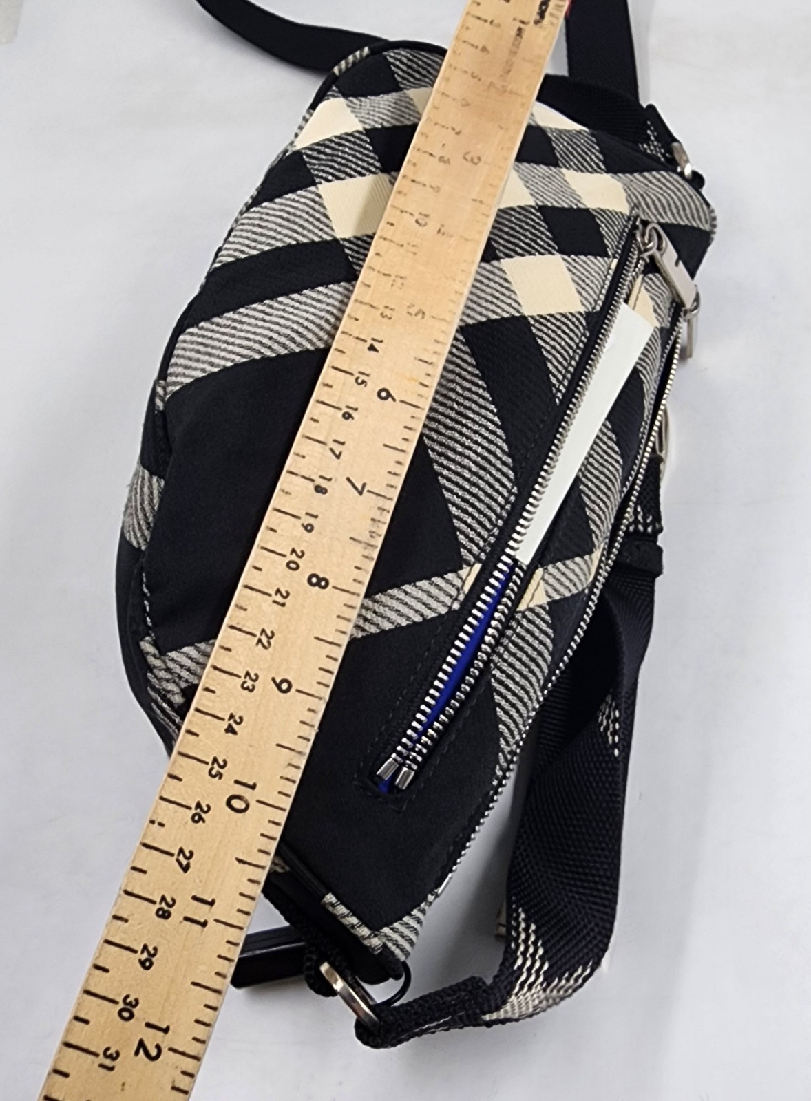 Burberry Shield Check Cotton-Blend Messenger Bag Men’s Black Zip Closure