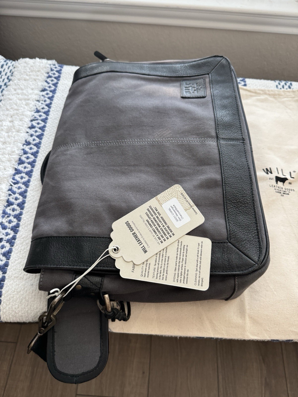 Will Leather Goods Commuter Collection Slim Messenger Bag