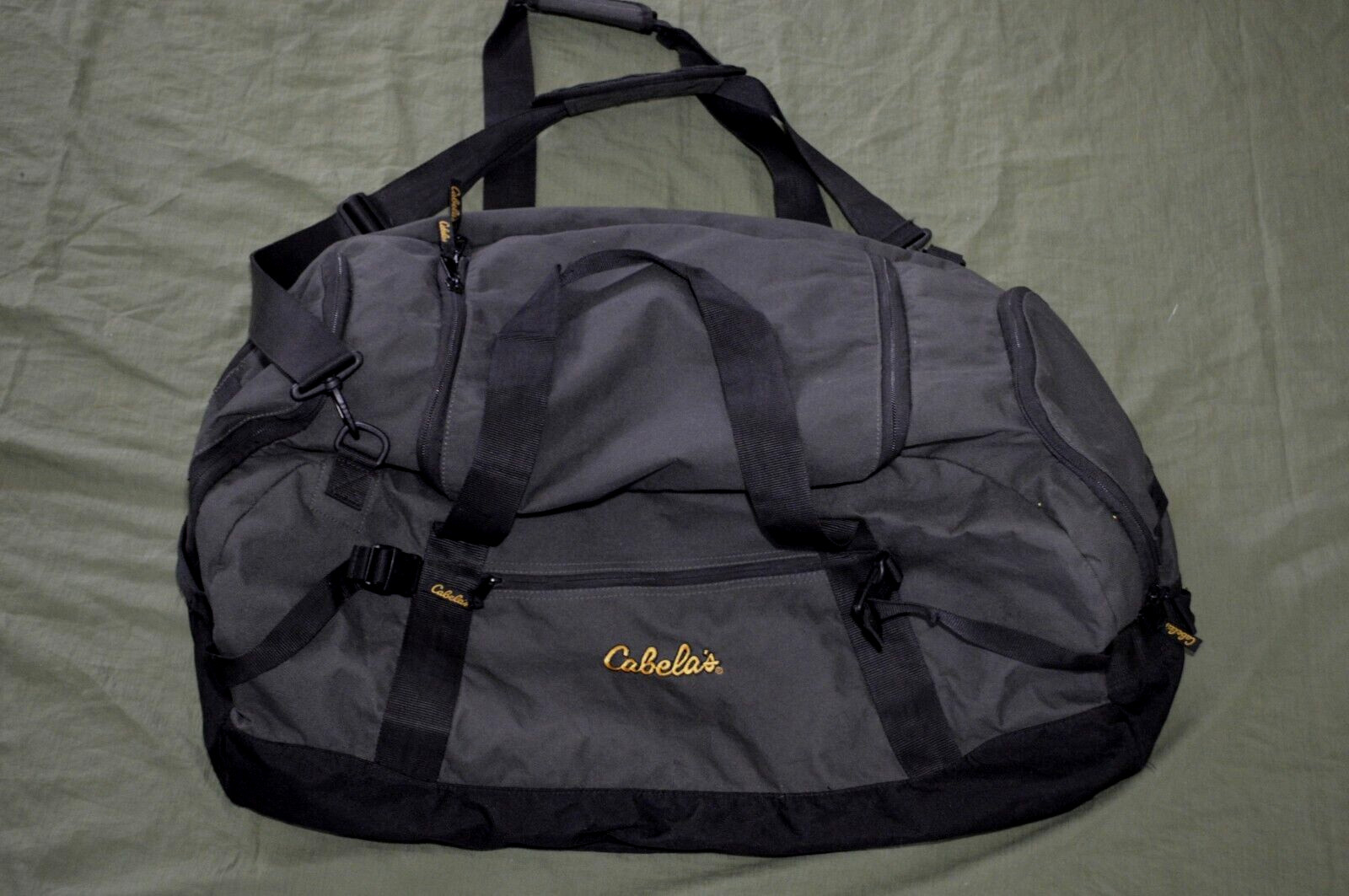 CABELA’S LARGE BLACK CANVAS FIELD DUFFEL HUNTING CAMPING BOATING 35 Inches