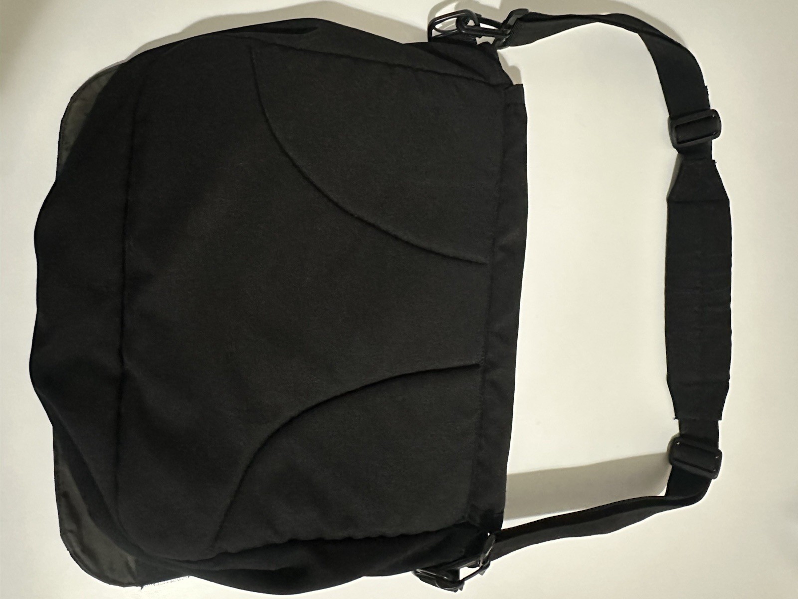 Vtg JanSport Black Messenger Bag/Laptop Travel Adjustable ShoulderStrap