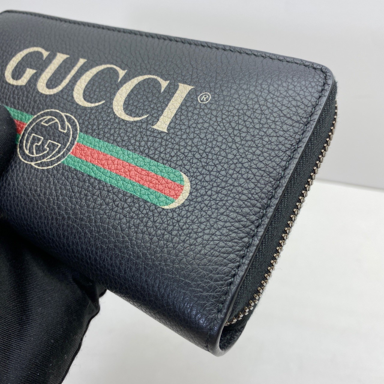 Gucci Pre-Owned Authentic GUCCI PRINT Zip Around Wallet Black 19x10cm