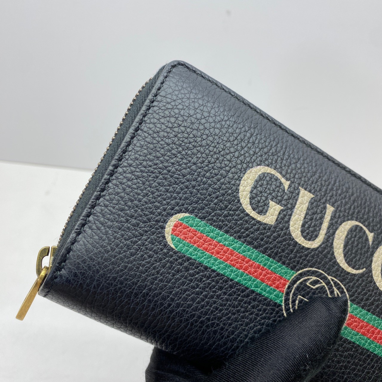 Gucci Pre-Owned Authentic GUCCI PRINT Zip Around Wallet Black 19x10cm