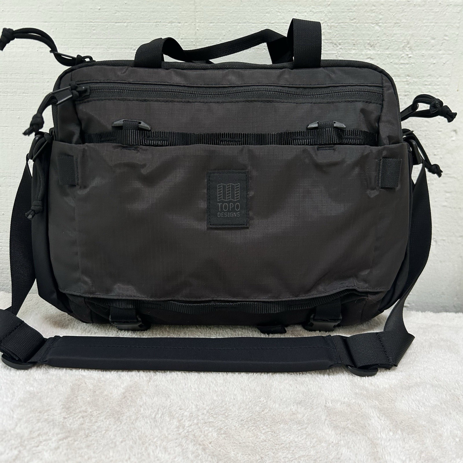Topo Designs Mountain Cross Bag – Black Ripstop Nylon 17L NWOT