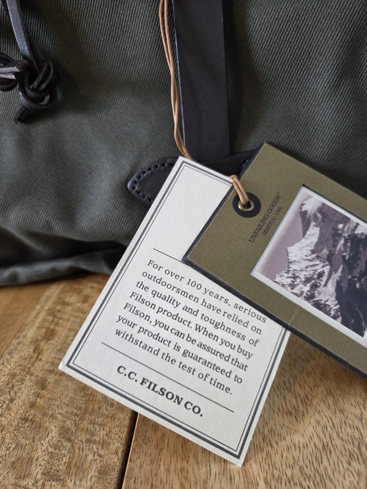 Filson Small Rugged Twill Pullman Suitcase | NWT | Otter Green | Made in USA