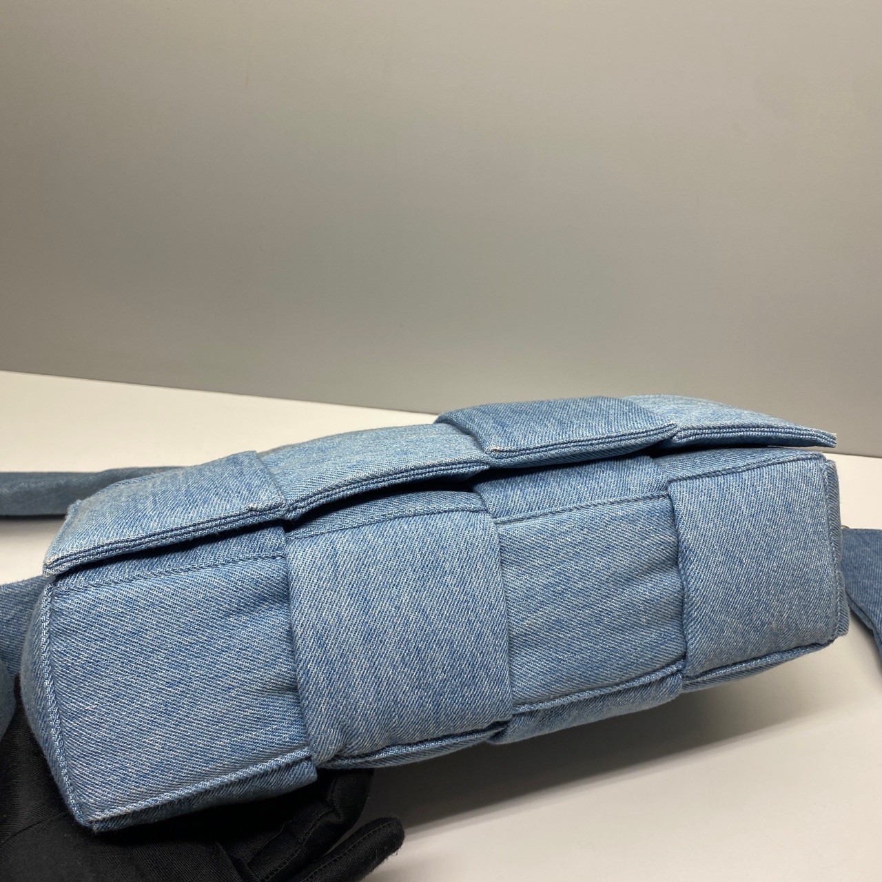 Bottega Veneta Pre-Owned Authentic Denim Boston Bag 30x15x7.5cm