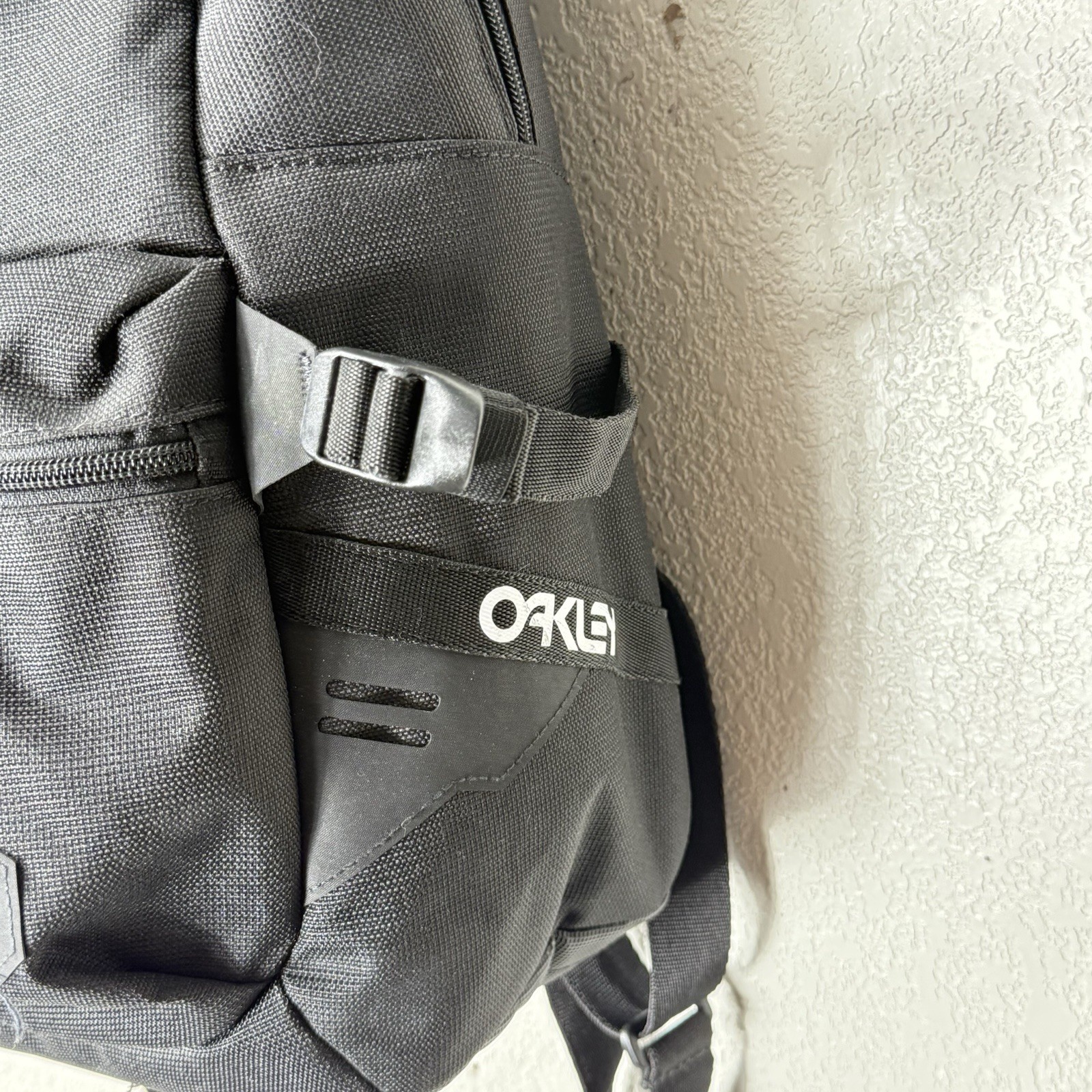 Oakley Ransel Backpack Black Waist Clip Lightweight