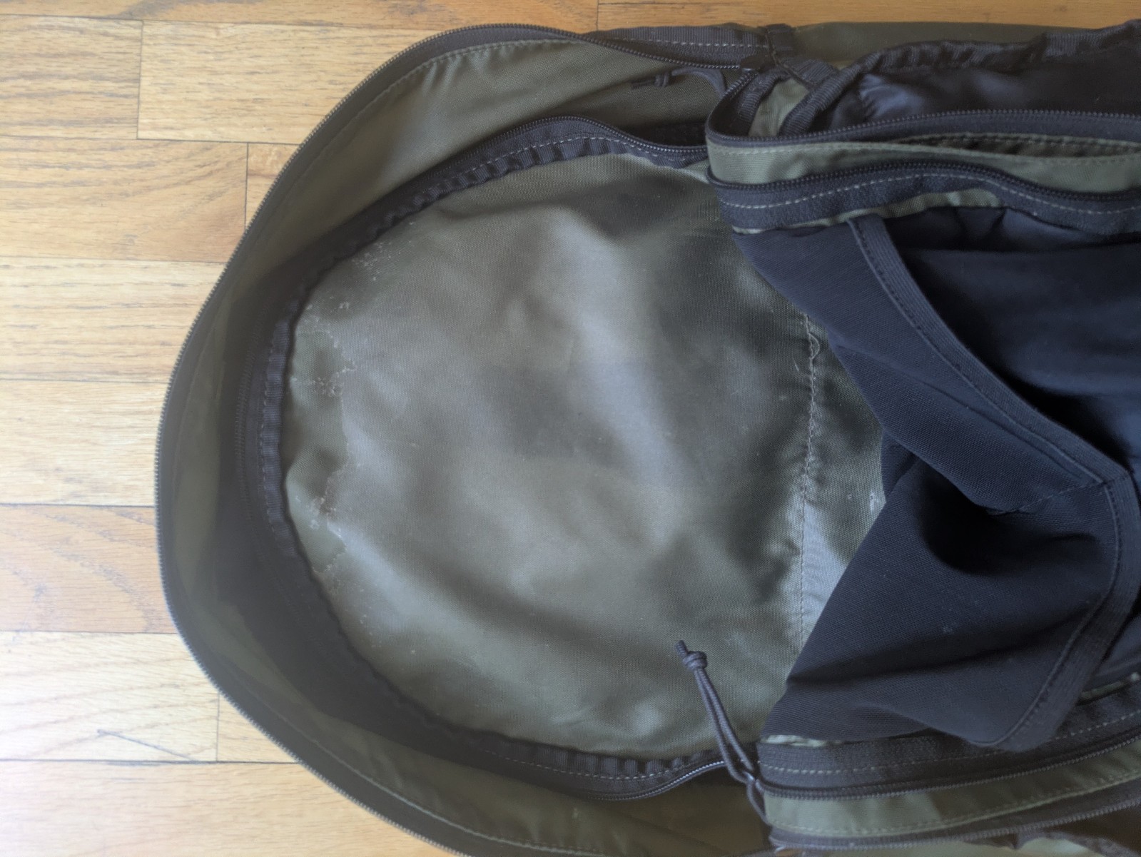 The Brown Buffalo Standard backpack green olive black, used see desc $189 retail