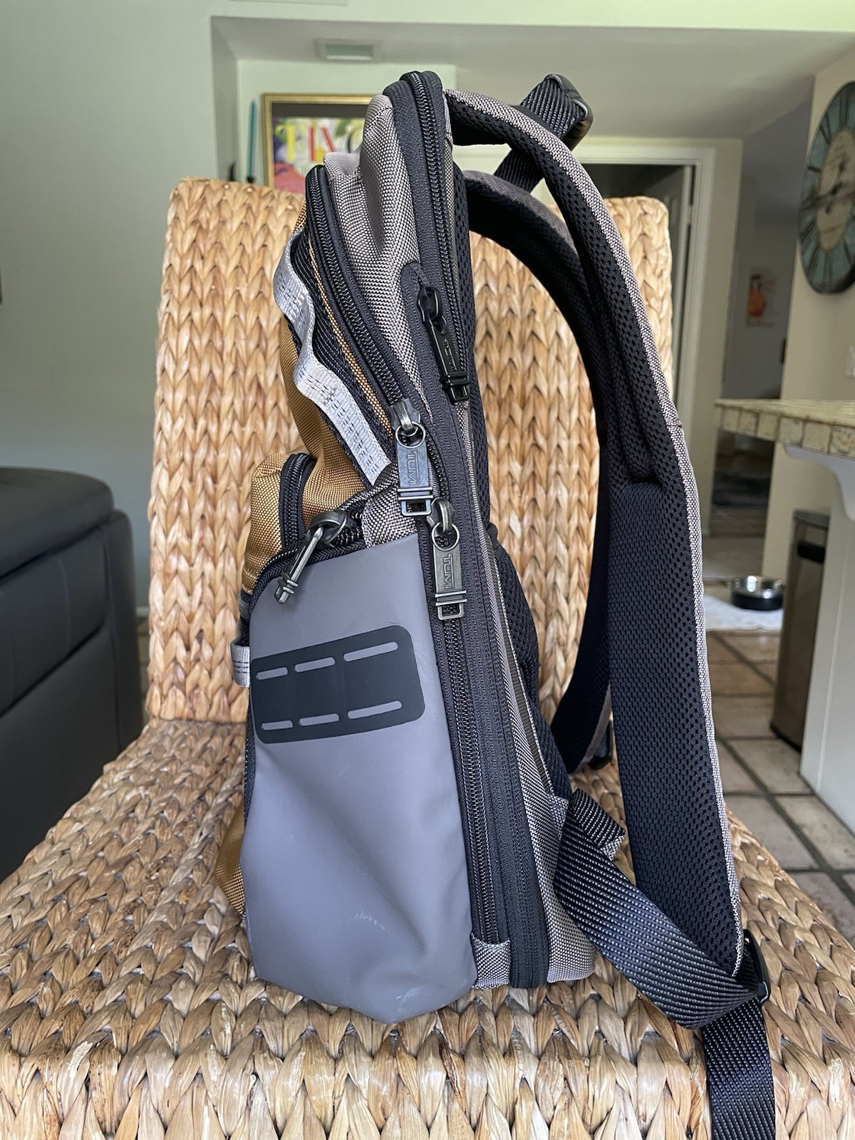 TUMI Alpha Bravo Men’s Medium Backpack Gray/Brown Padded Zip Travel